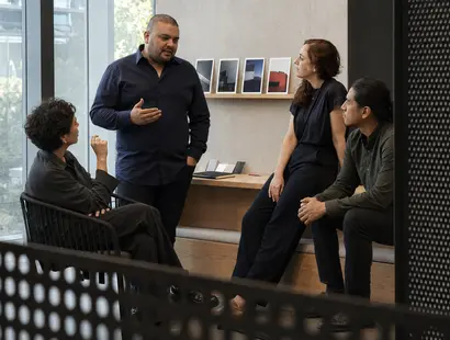 Estratega de another escucha a líderes empresariales para comprender las diferencias del mercado mexicano entre regiones.